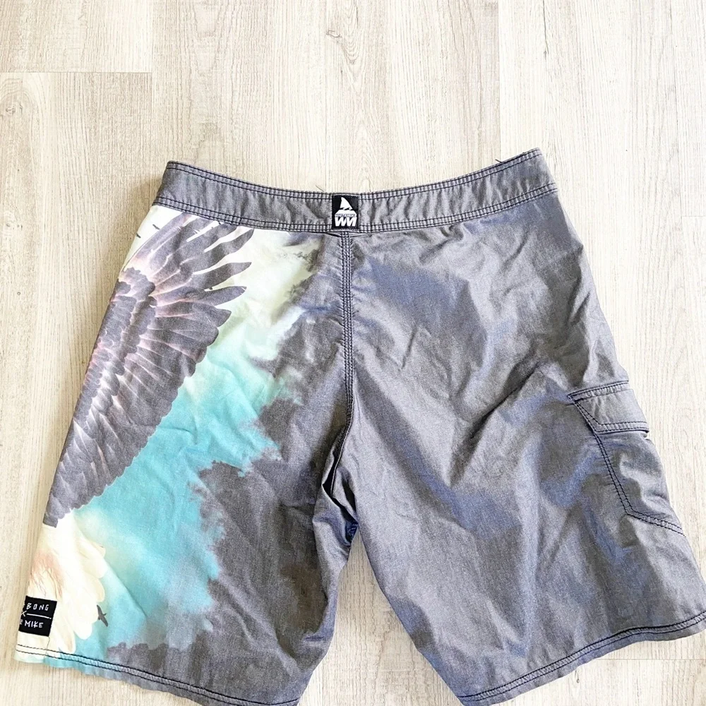 Billabong White Mike Men's Platinum Board Shorts Trunks Gray Eagle Size 33